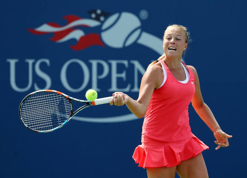 La sorpresa del 2 turno  stata nel torneo femminile: l’estone Anett Kontaveit, qualificata, ha sconfitto la russa Pavlyuchenkova superandola per 7-5 6-4 (Reuters)